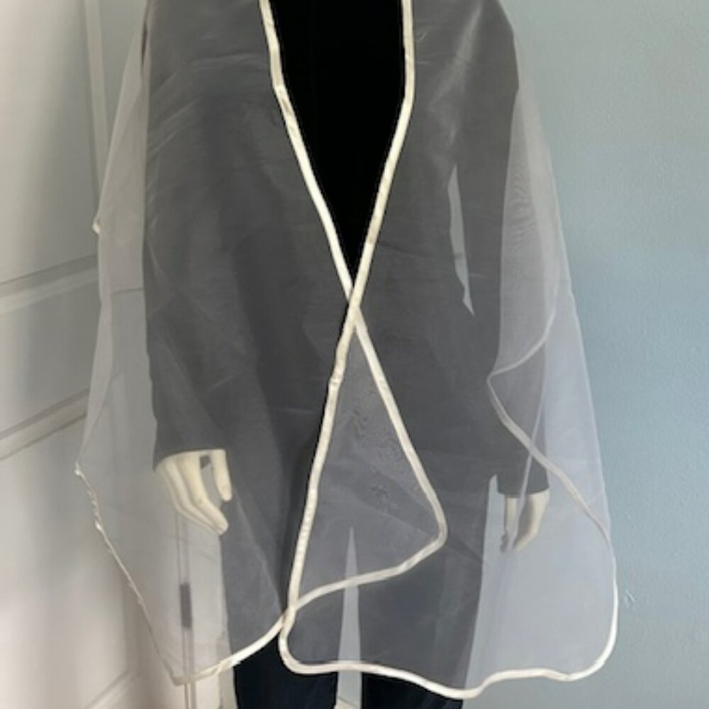 Vintage A. Brod Bridal Shawl Wrap in Cream Tulle
